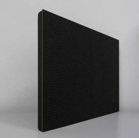 Pannelli di parete dell'interno di P2.5 LED video 96*72 di 1R1G1B 14 - 16 del bit risoluzione della scala dei grigi