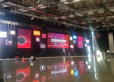 Lanci la durata di pubblicità di ore di colore pieno >100000 dello schermo della fase LED di 3.91mm
