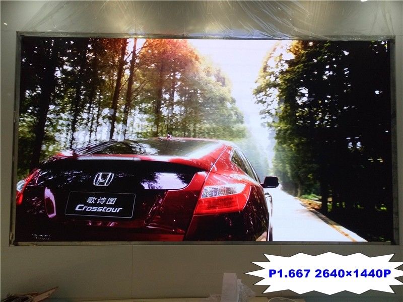 Piccolo tabellone per le affissioni dell'interno dell'esposizione di LED del passo del pixel che annuncia il quadro comandi del LED di P1.667 P1.875